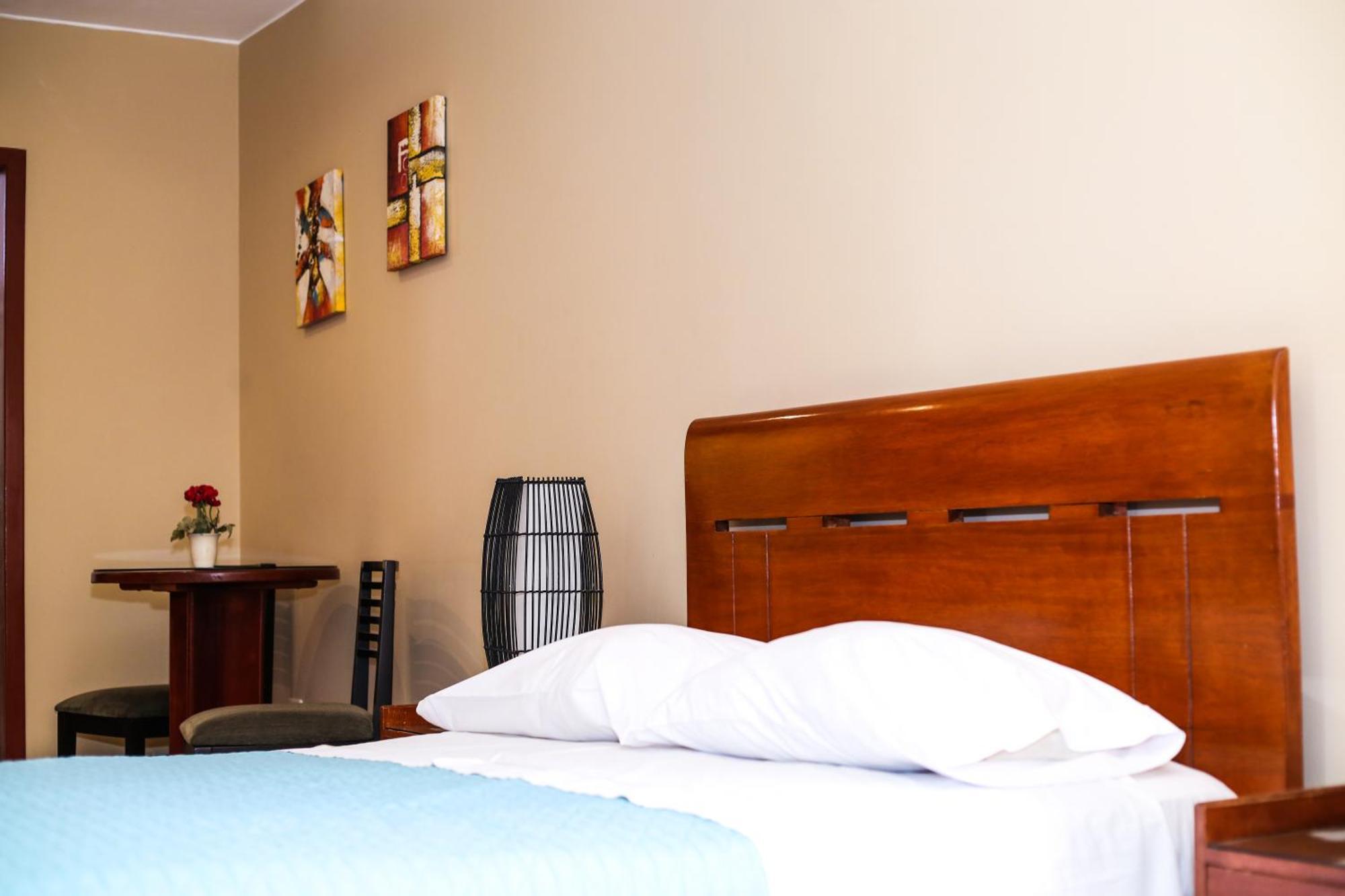 Apart Hotel El Canaveral Chincha Alta Eksteriør billede