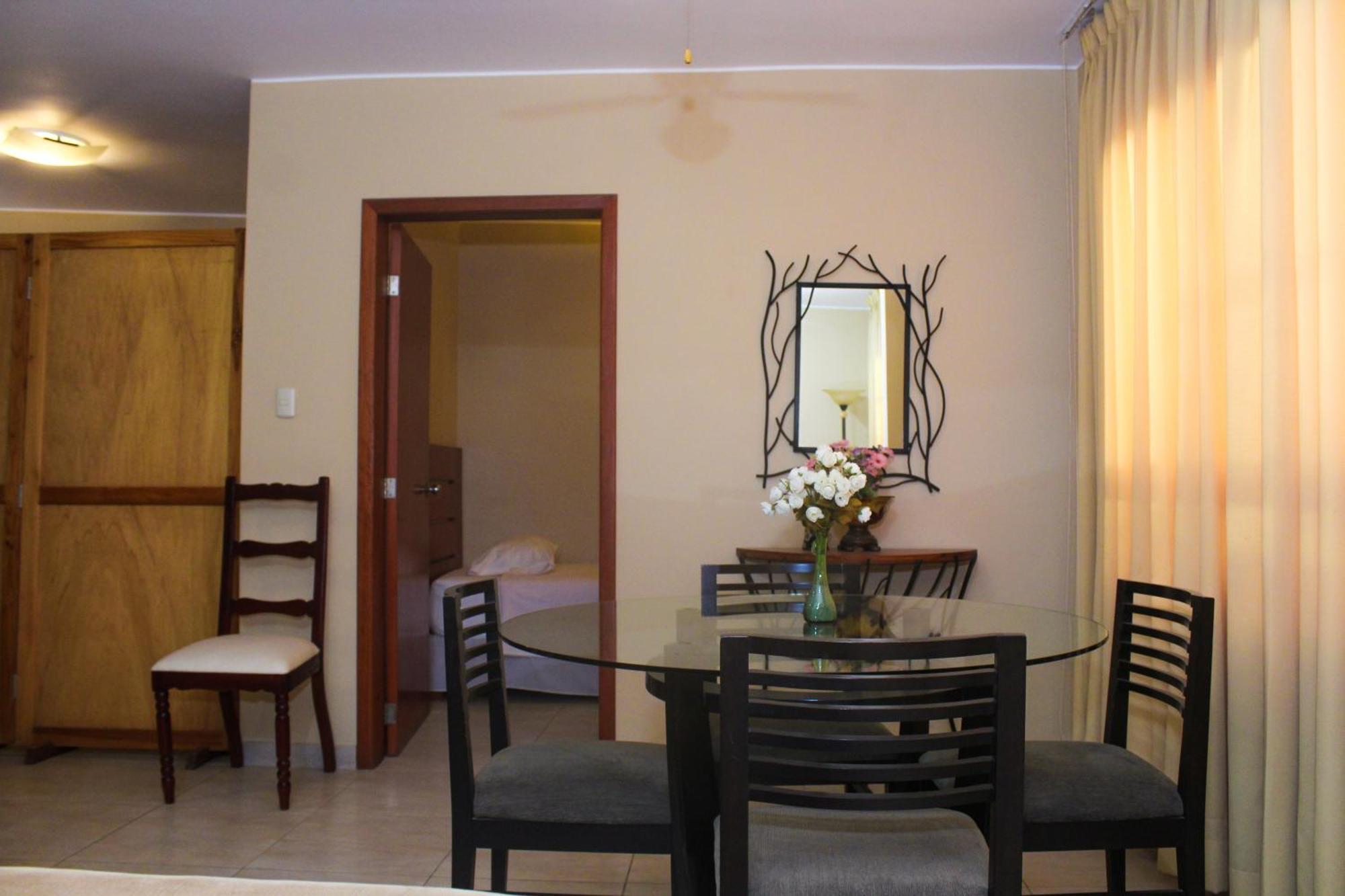 Apart Hotel El Canaveral Chincha Alta Eksteriør billede